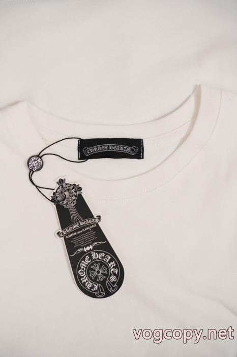 ブランド 品 コピー大人っぽく仕上げ 高級感が漂う 撥水素材CHROME HEARTS半袖Tシャツ_0_4