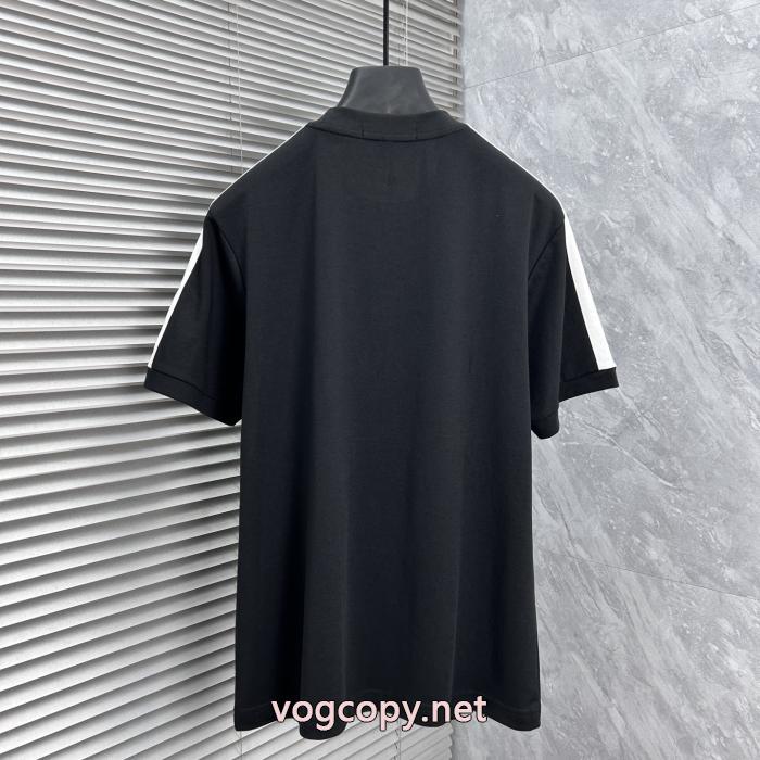 人気ブランドの2026新色 SALE 2026 セレブ多数愛用アルマーニ半袖Tシャツブランド 品 コピー_0_2