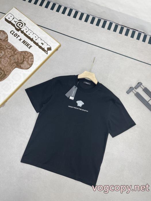 VERSACE半袖Tシャツ期間限定セール VIPセール 激安通販ブランド フェイク_0_2