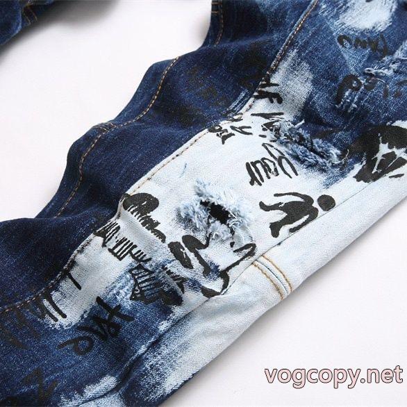 ブランド コピー 品DSQUARED2ジーンズ今年活躍した TOPセラー賞 完売再入荷  _0_1