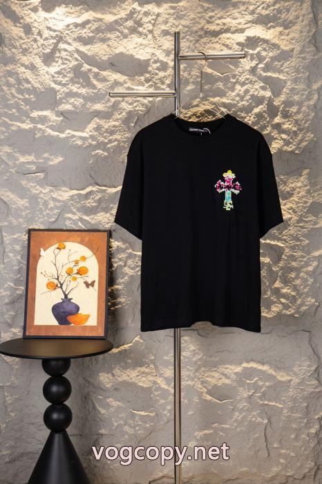 SALE! 海外大人気 最新でおしゃれなブランド コピー バックCHROME HEARTS半袖Tシャツ_0_4