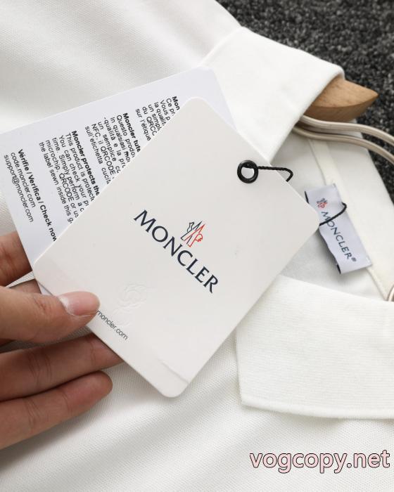 お買い得お買い得 最安値新品 人気 ランキング半袖Tシャツスーパー コピー 通販 優良MONCLER_0_2