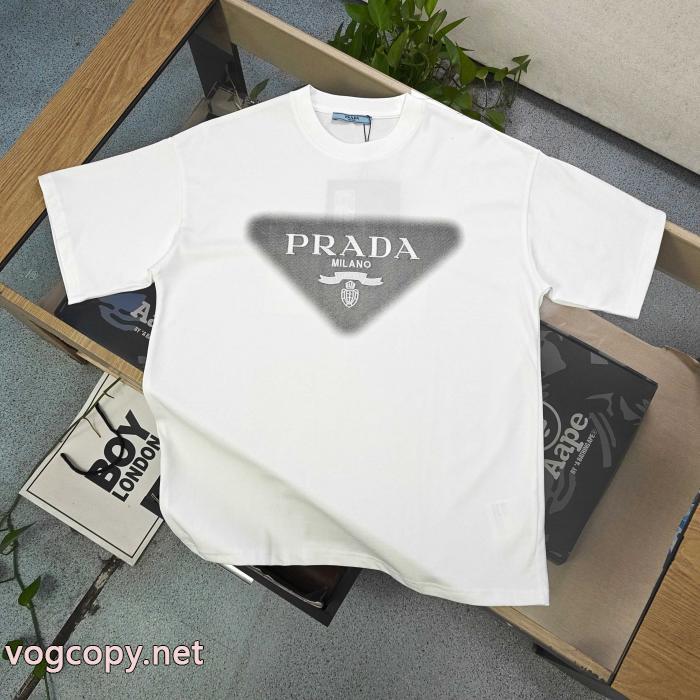 半袖Tシャツプラダブランド コピー 専門店今年流行 限定激安 2026 話題の新作到着_0_1