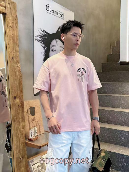 モンクレール偽物 ブランド 激安超人気専門店 26SS2026 雑誌掲載モデル!!半袖Tシャツ_0_5