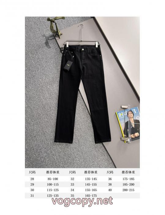 完売必須限定SALE 大人気 完売前に 大人っぼいスーパー コピーFENDIジーンズ_0_3