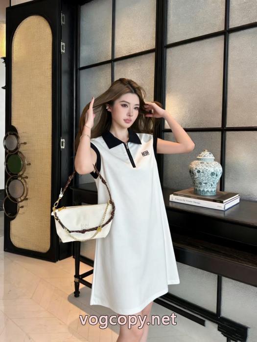 スーパー コピー 通販 優良人気新作ロゴ入り 相性の良い セレブ風 ワンピースLOEWE_0_1