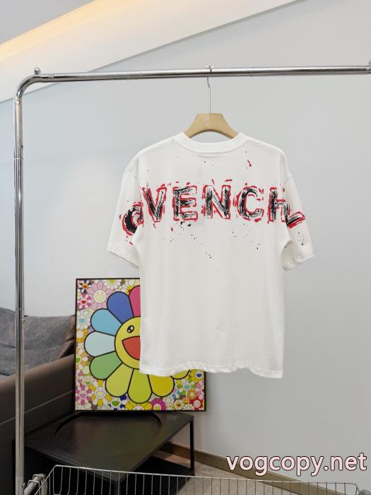 デザイン性の高い 最安値に挑戦 国内発機能的スーパー コピー  GIVENCHY半袖Tシャツ_0_2