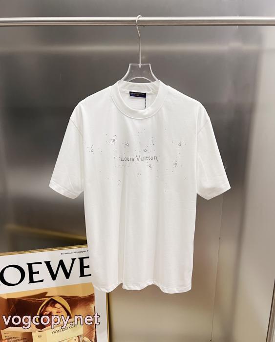 LOUIS VUITTON半袖Tシャツ偽 ブランド 新作追加！ 旬の気分を絶妙に 雑誌掲載アイテム _0_1