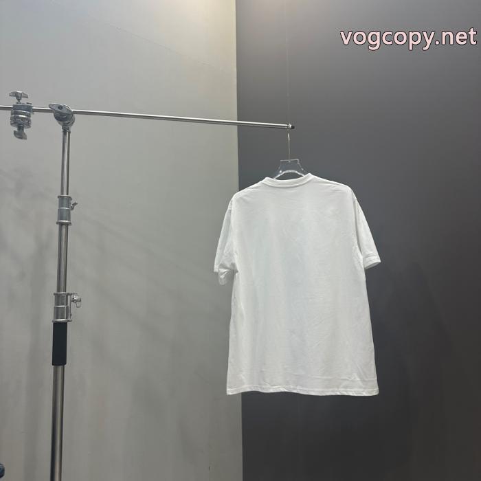 オンライン限定商品 新品入荷2026 最安値に挑戦フェンディブランド レプリカ半袖Tシャツ_0_1