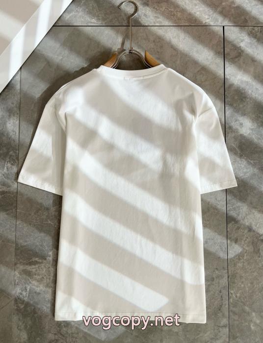 ARMANI半袖Tシャツ清潔感溢れる ファション性の高い 高級素材偽 ブランド_1_0