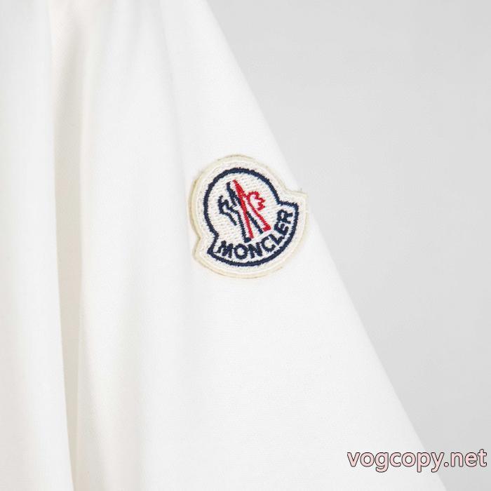半袖Tシャツブランド スーパー コピー 店舗国内完売色 日本未入荷 超カッコイイMONCLER_0_2