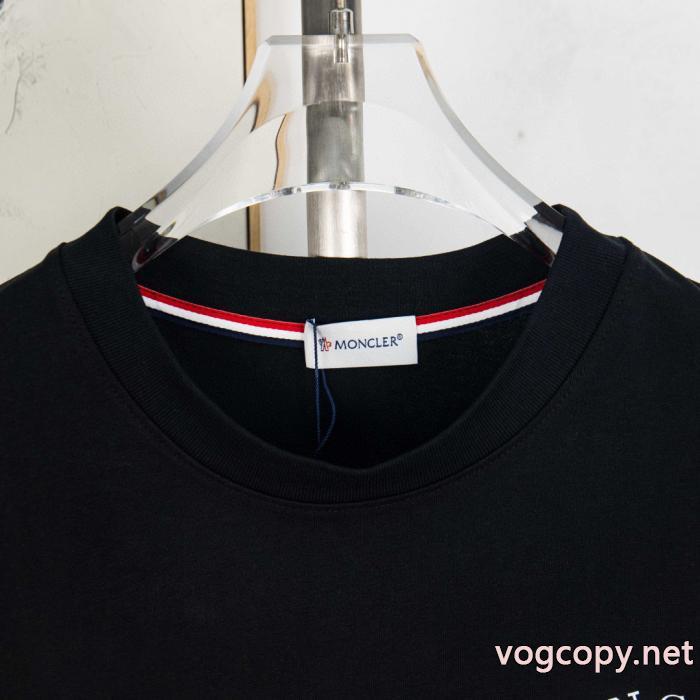 MONCLERコピー 品 ブランド赤字超特価安い 個性派  値下げ半袖Tシャツ_0_0