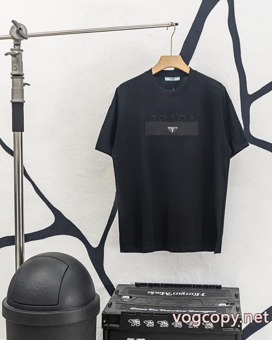 注目度が高いアイテム セール開催 VIP価格PRADA半袖Tシャツ通販 ブランド_0_4