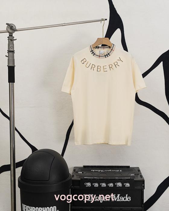 半袖Tシャツコピー 商品 通販BURBERRY上品セレブな豪華 スタイルを綺麗に 無造作_0_2