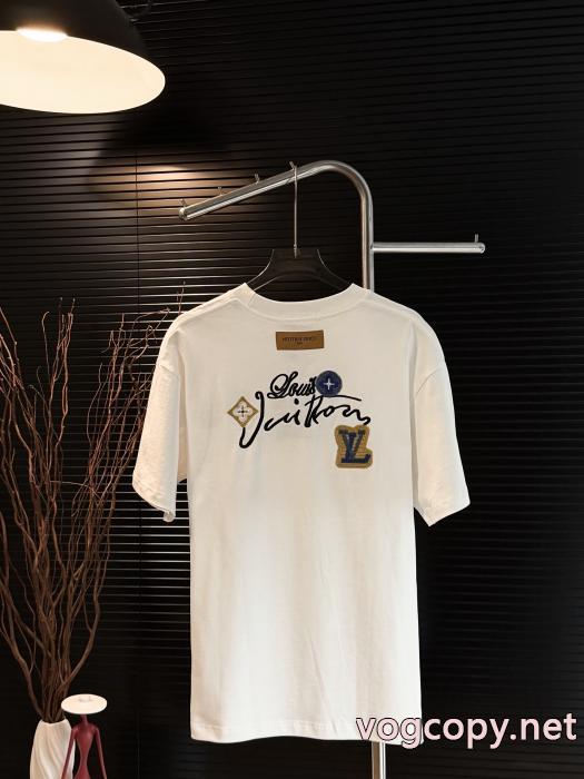 高級素材 秀逸アイテム 人気が再燃！LOUIS VUITTONコピー ブランド 通販 安心半袖Tシャツ_0_2