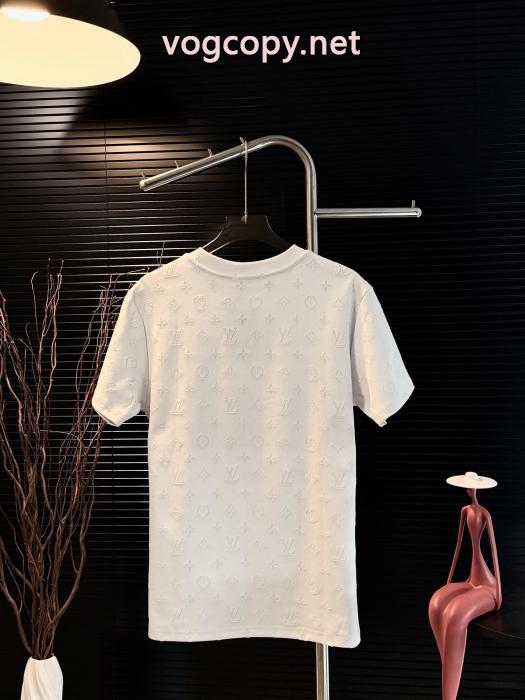 上品 2026年NEWモデル ファッションアイテムスーパー ブランド コピーLOUIS VUITTON半袖Tシャツ_0_3