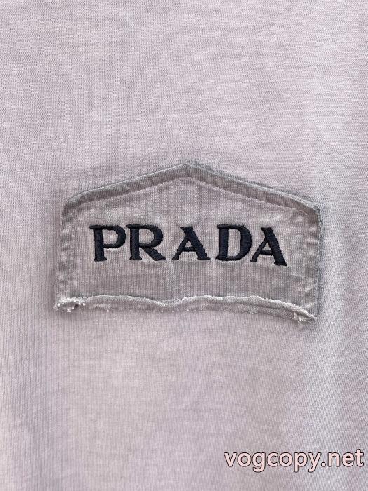洗練されたおしゃれ感を持つ 女性大好き 2026大活躍ブランド 品 コピーPRADA半袖短袖._0_3