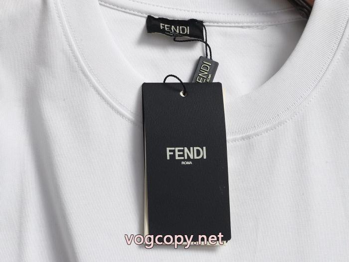 半袖TシャツFENDIスーパー コピー 通販今年人気定番 今季大注目 お洒落な存在感 _0_1