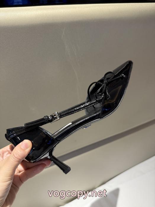 サンダル【2026春夏】の注目トレンド 芸能人人気 超希少商品PRADAブランド 偽物 激安 通販.._0_5