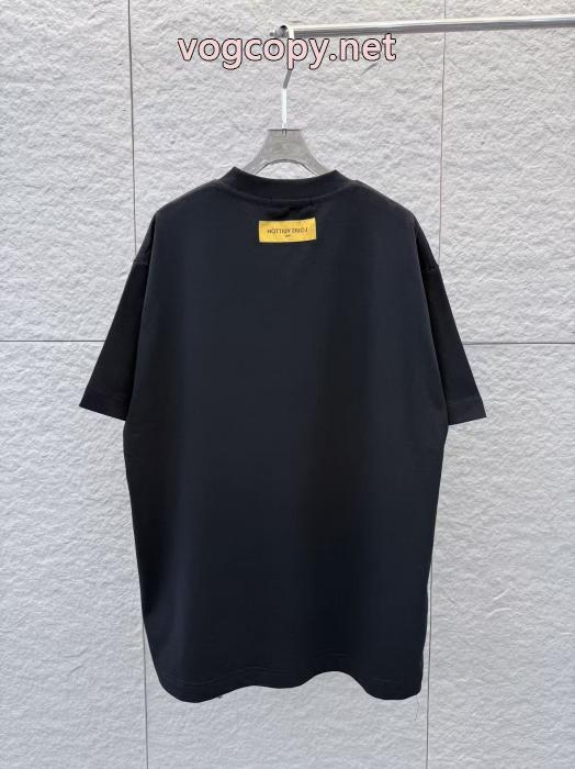 2026年春限定 永遠の定番 オススメアイテム 人気急上昇LOUIS VUITTON半袖Tシャツ 2026ブランド コピー_0_0