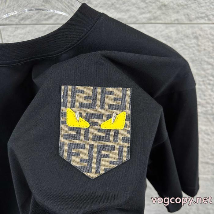 ブランド コピー 安心人気掲載 上品な彩りに夢中 2026夏到来新作半袖TシャツFENDI_0_1