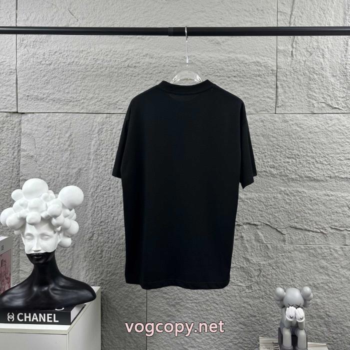 半袖Tシャツ日本即完売予想 抜群の吸汗性 最新入荷ブランド コピー 着払いMONCLER_0_0