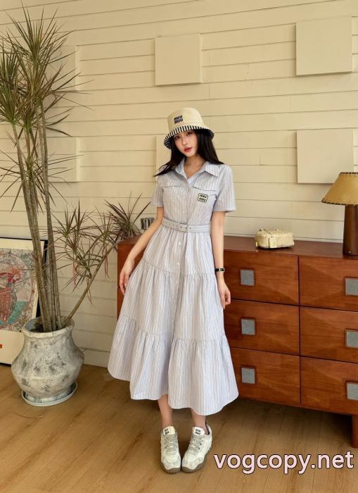 ワンピースブランド コピー 通販MIUMIU人気新作登場 2026年NEWモデル 大変人気_0_4