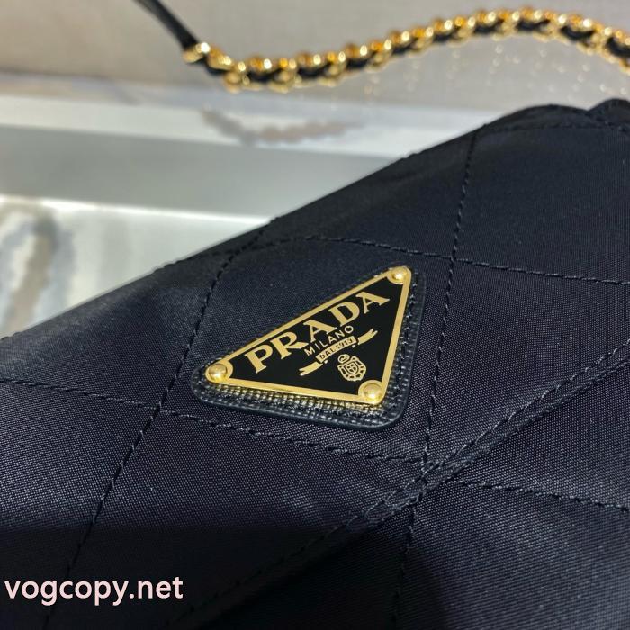 PRADAスーパー コピー 販売バッグセールで入手! 華やかなスタイル 可愛いデザイン.._0_5