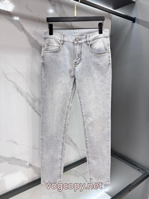 ブランド コピー 着払いジーンズ格好良い人気定番 超あたたかい オシャレな雰囲気ARMANI._0_1
