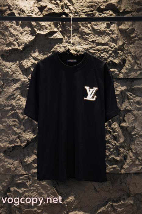 少数入荷 独特な 大人シンプルなLOUIS VUITTON半袖Tシャツスーパー コピー 通販 優良_0_3
