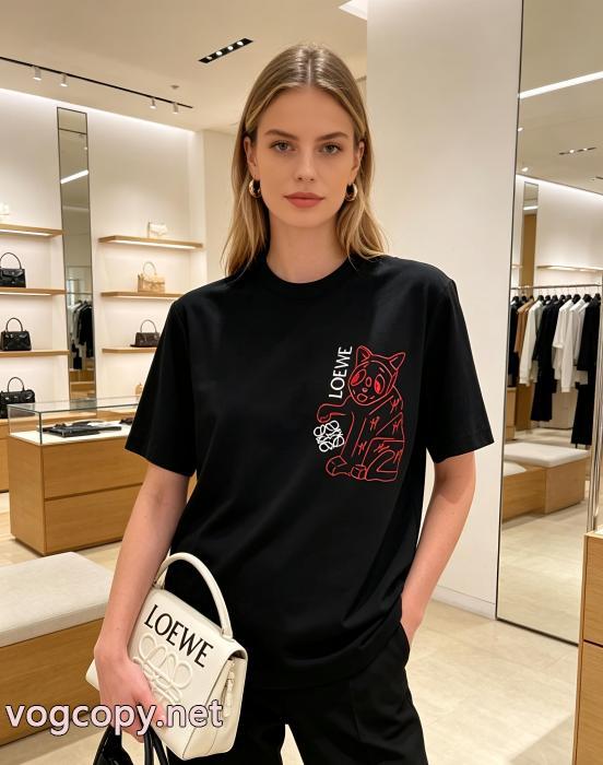 個性派さん 今季大注目 長く愛用できるブランド 偽物 激安 通販半袖Tシャツロエベ_0_3