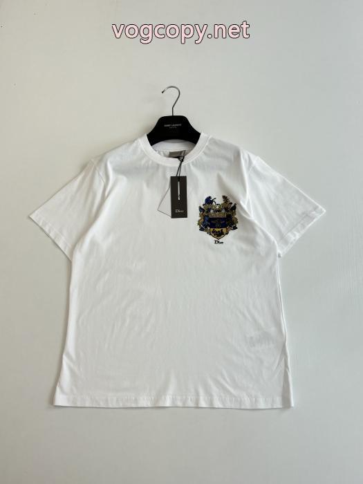 独創的なデザイン ギフト最適期間限定 岩ちゃん愛用偽物 ブランド ショップ半袖TシャツDior_0_4