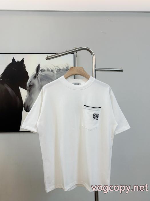 LOEWE新作限定争奪戦 様々なコーディネートに 今年流行半袖Tシャツブランド スーパー コピー_0_0