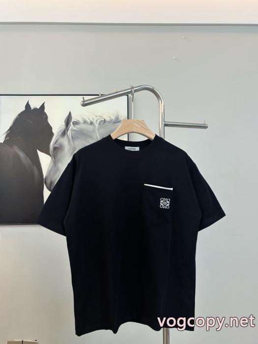 LOEWE新作限定争奪戦 様々なコーディネートに 今年流行半袖Tシャツブランド スーパー コピー_0_3