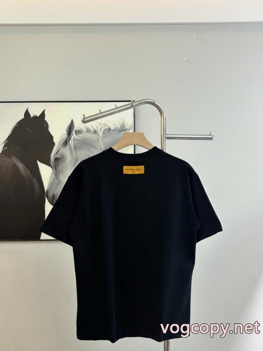 ブランド 通販店期限限定 2026限定新作 十分な耐久性半袖TシャツLOUIS VUITTON_0_1