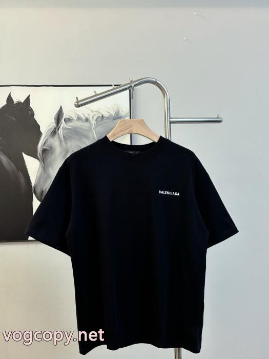 クラシカル 2026人気新作 最旬！バレンシアガブランド コピー 専門店半袖Tシャツ_0_1
