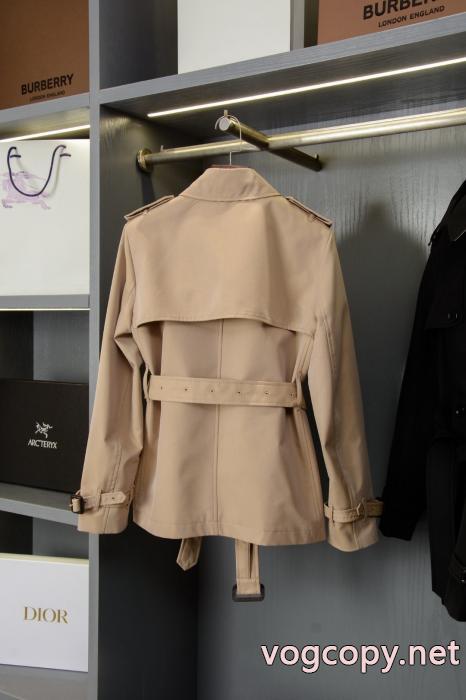 BURBERRY軽くて着心地がいい SALE! 注目度の高いジャケッブランド レプリカ.._0_2