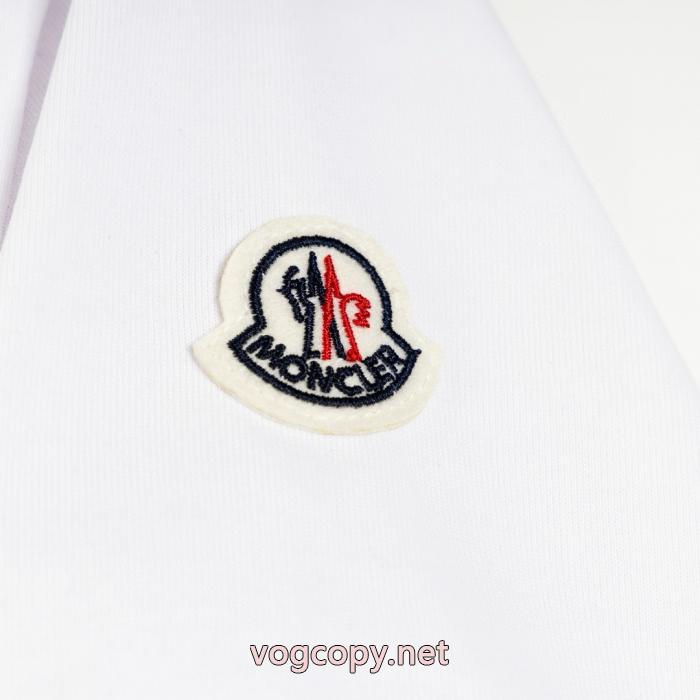 偽物 通販MONCLER人気セール260%新品 特別価格 旬の気分を絶妙に半袖Tシャツ_0_0