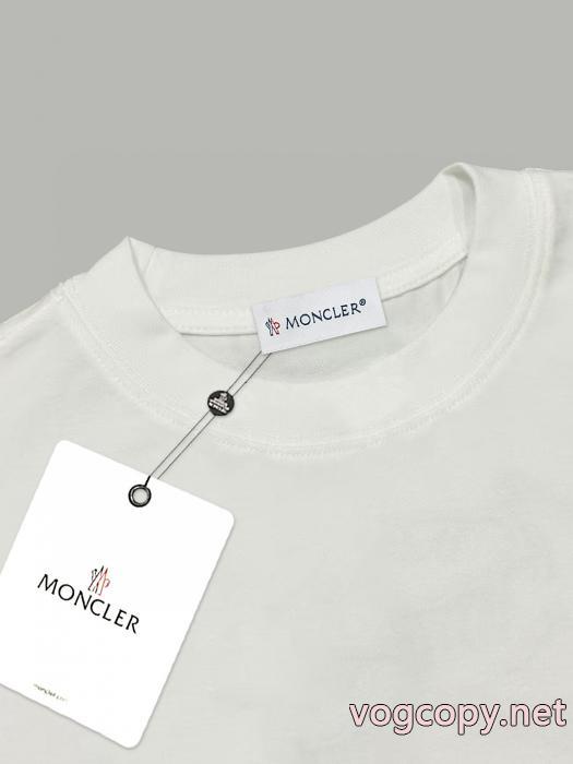 偽物 通販MONCLER人気セール260%新品 特別価格 旬の気分を絶妙に半袖Tシャツ_0_2