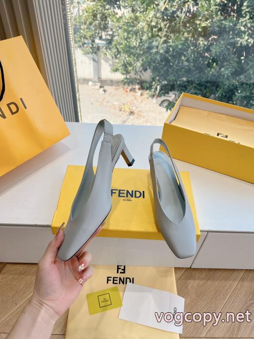  2026ブランドコピー季節感をプラス人気商品 2026年春夏新品 高品質な新品パンプスフェンディ.._0_4