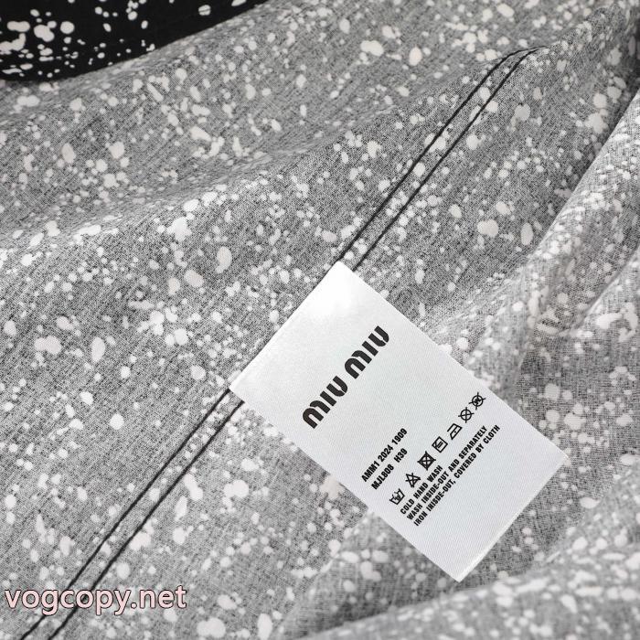 MIUMIUブランド 激安半袖シャツ新作 オフィス使いに 話題性が高い 在庫品_0_3