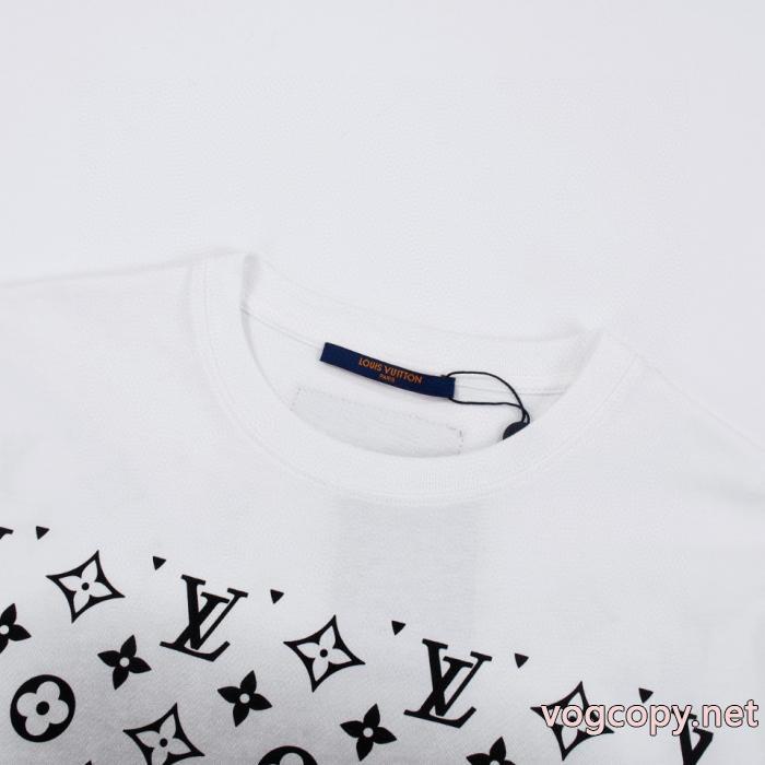 コピー ブランド 通販安心国内発送 最新トレンドファッション新着 新作限定LOUIS VUITTON半袖Tシャツ_0_4
