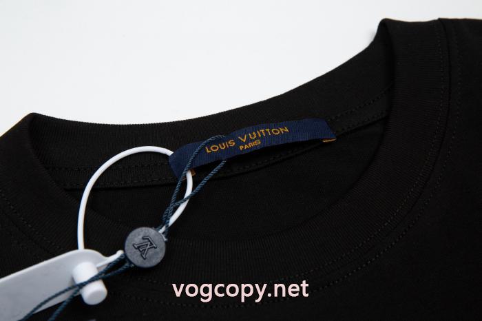通販 ブランド好印象な上品スタイル 韓国の人気 大流行中半袖TシャツLOUIS VUITTON_0_0