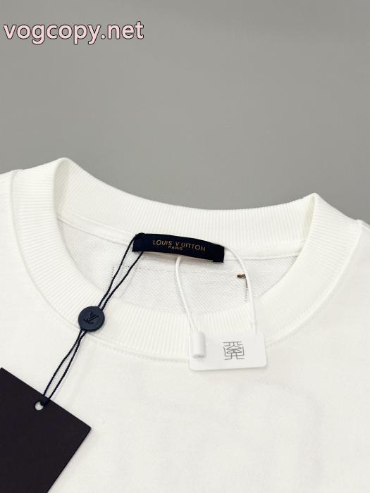 LOUIS VUITTONブランド 通販店新作限定人気沸騰中 2026爆買い新作登場 最新先取りおしゃれなロゴ入りパーカー_0_3