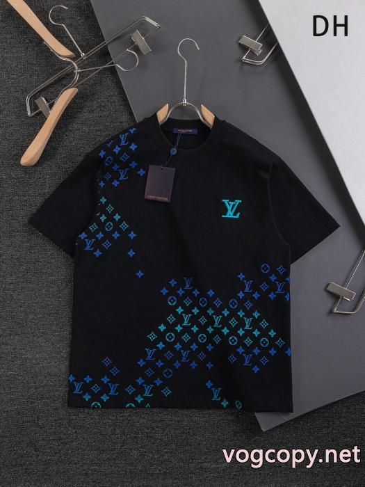 キュートさ満点 高級感溢れるデザイン 海外セレブが注目アイテムLOUIS VUITTON半袖Tシャツ激安 通販 専門店_0_1