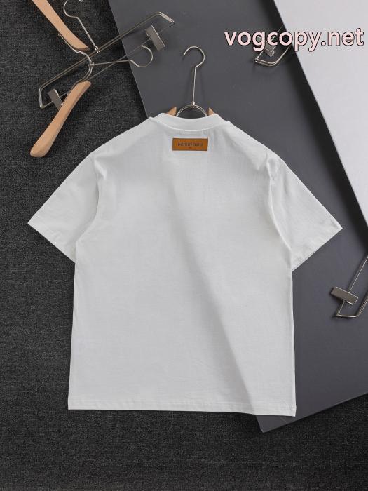キュートさ満点 高級感溢れるデザイン 海外セレブが注目アイテムLOUIS VUITTON半袖Tシャツ激安 通販 専門店_0_2