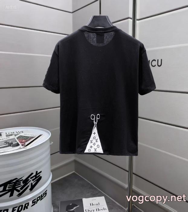 半袖TシャツLOUIS VUITTON華やかなスタイル 極上の着心地 即完売ブランド 激安_0_4