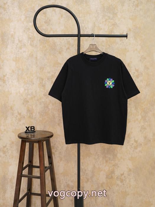 ブランド コピー 販売LOUIS VUITTON上品さ漂う 2026夏の定番新品到来! 海外限定!半袖Tシャツ_0_0