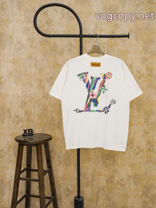 ブランド コピー 販売LOUIS VUITTON上品さ漂う 2026夏の定番新品到来! 海外限定!半袖Tシャツ_0_3
