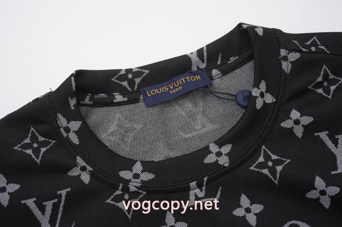 即完売必至 有名人の愛用品 素敵デザイン未入荷ブランドブランド コピー半袖TシャツLOUIS VUITTON_0_3